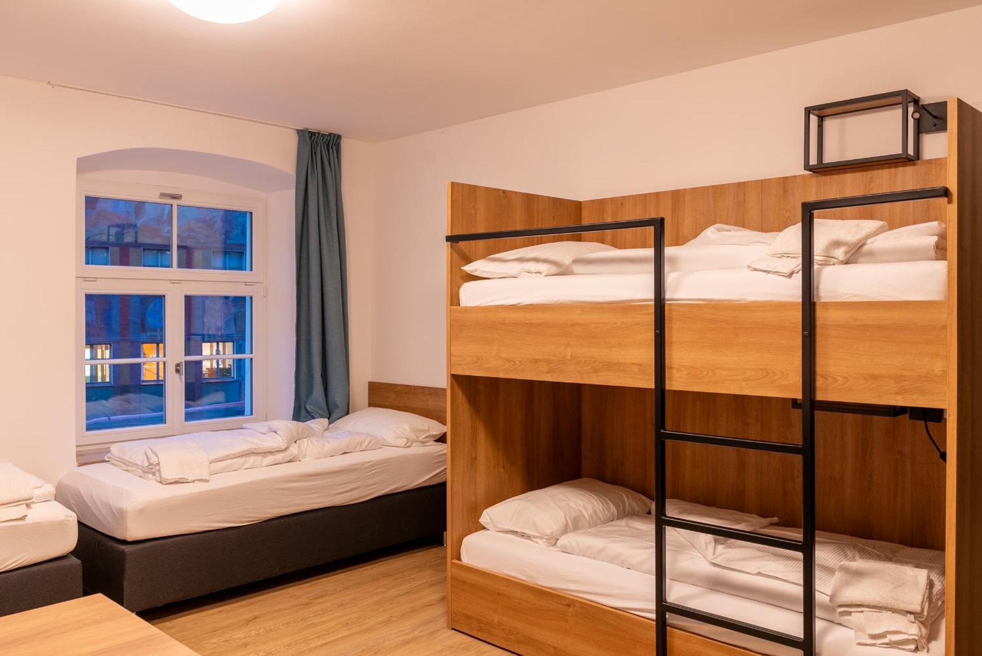 Brauhaus-Hotel Koenig Von Flandern Augsburg Buitenkant foto